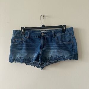 Women’s SO Jean shorts Junior 15